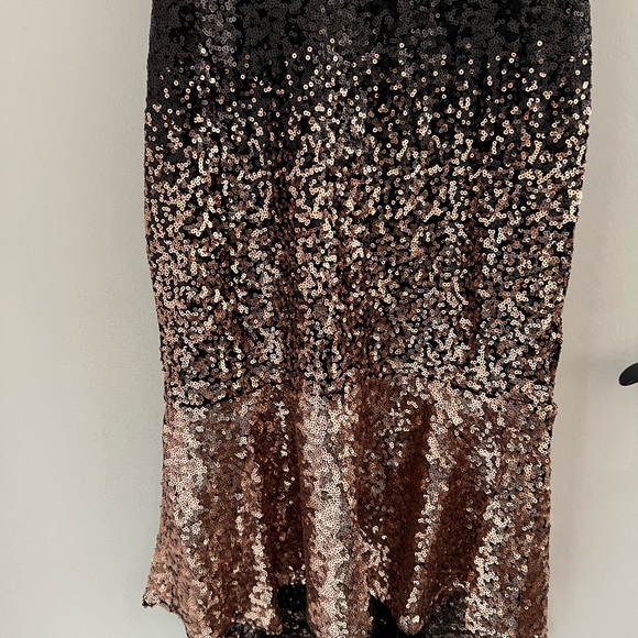rose gold color and black elegant sequins party dress - Picture 3 of 7